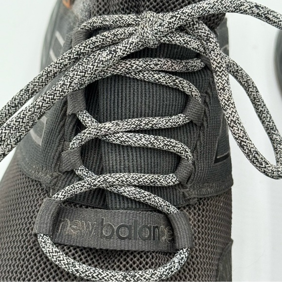 New Balance Black‎ and Gray Athletic Shoes main image 8